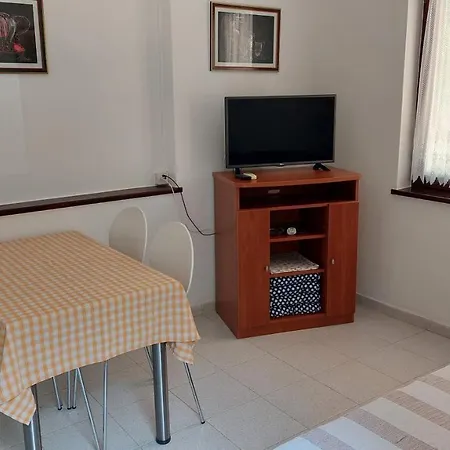 Apartment Oriana Rovinj Exterior photo