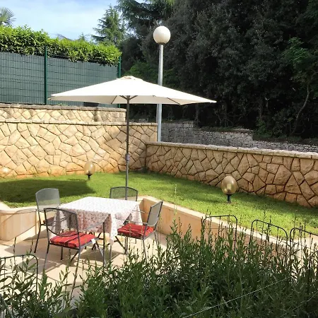 Apartment Oriana Rovinj Exterior photo