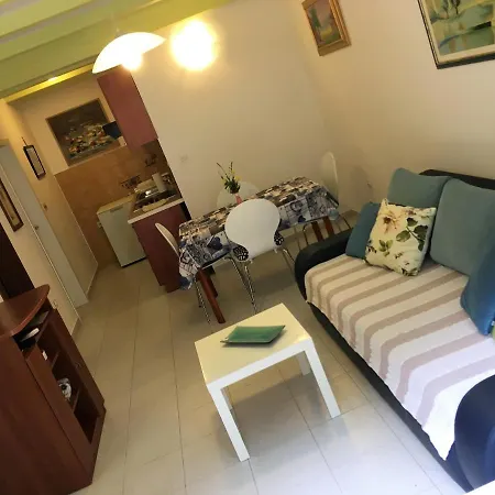 Apartment Oriana Rovinj Exterior photo